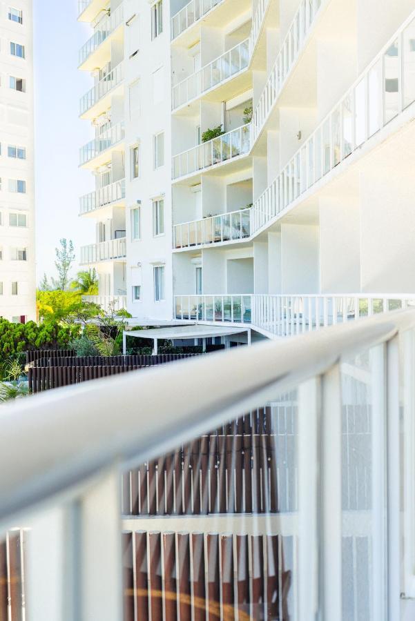 Beachfront Luxury Apartments Cancun Exterior photo